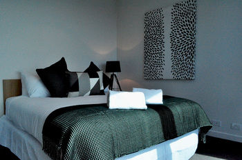 Serviced Apartments Melbourne - Accommodation Perth 22