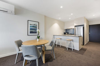 Serviced Apartments Melbourne - Accommodation Perth 40