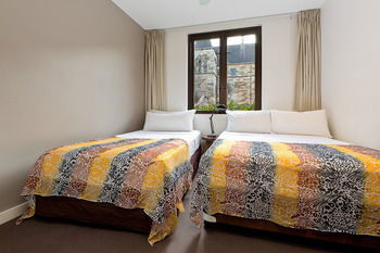 Sydney Space - Accommodation Perth 12
