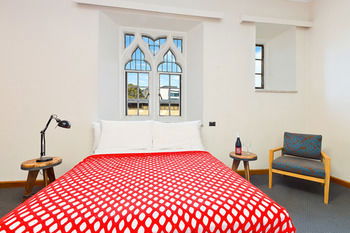 Sydney Space - Accommodation Perth 14