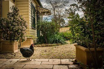 Segenhoe Inn Historic Bed & Breakfast - Accommodation Perth 7