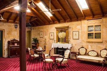 Segenhoe Inn Historic Bed & Breakfast - Accommodation Perth 10