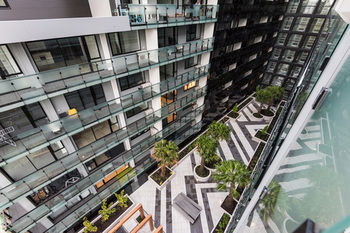Playhouse Apartments - Accommodation Perth 3
