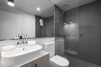 Playhouse Apartments - Accommodation Perth 6