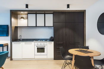 Playhouse Apartments - Accommodation Perth 17