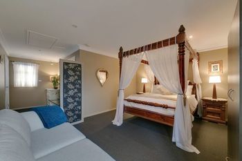 Mountainside B&B - Accommodation Perth 5