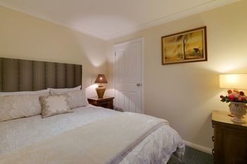 Mountainside B&B - Accommodation Perth 18