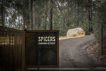 Spicers Sangoma Retreat - Adults Only - Accommodation Perth 8