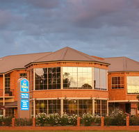 Best Western Plus Hovell Tree Inn - Accommodation Perth