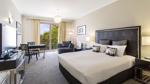 BEST WESTERN PLUS The Carrington - Accommodation Perth 2