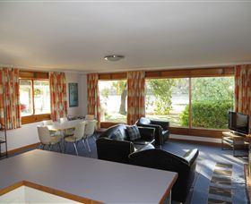 Orford Prosser Holiday Units - Accommodation Perth 4