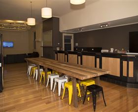 Batman Fawkner Inn - Accommodation Perth 1