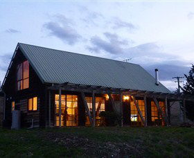 Pinot Cottage On Charles Reuben Estate - Accommodation Perth 3