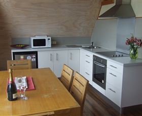 Three Trees Retreat - Accommodation Perth 4