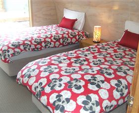 Three Trees Retreat - Accommodation Perth 3