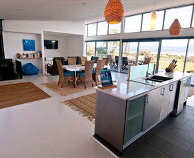 Sunset Bay Escape - Accommodation Perth 1