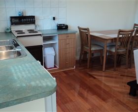 Brady's View Bed And Breakfast Holiday Apartment - Accommodation Perth 2