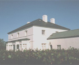 Grove - The - Accommodation Perth 2