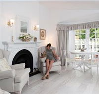 White Dove Cottage Bed and Breakfast - Accommodation Perth