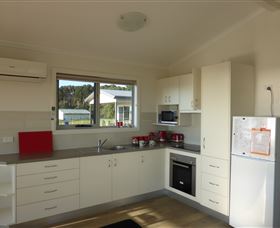 Bronzewing Cottages - Accommodation Perth 2
