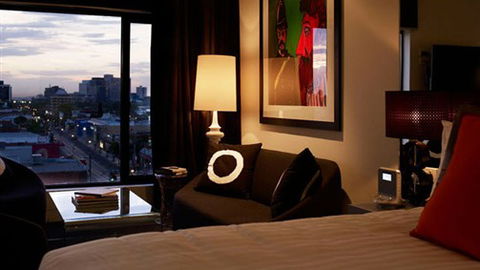 The Cullen - Accommodation Perth 2