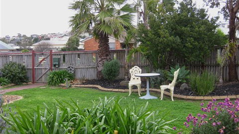 Bells By The Beach Holiday House Ocean Grove - Accommodation Perth 6