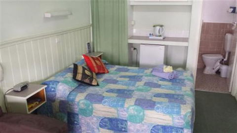 Paddle Steamer Motel - Accommodation Perth 1
