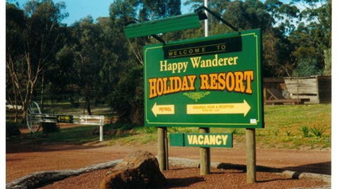 Happy Wanderer Holiday Resort - Accommodation Perth 2