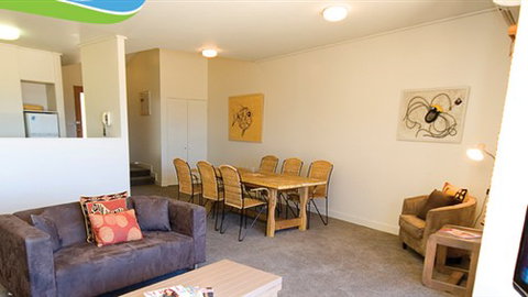 Lornebeach Apartments - Accommodation Perth 4