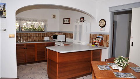 Cuddledoon Cottages B&B - Accommodation Perth 2