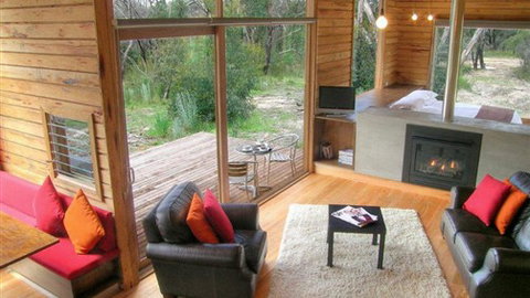 DULC Holiday Cabins - Accommodation Perth 2