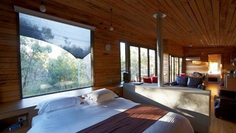 DULC Holiday Cabins - Accommodation Perth 1