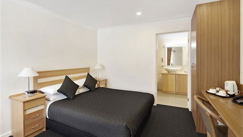 Best Western Melbourne's Princes Park Motor Inn - Perth Resorts 3