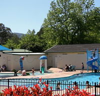 Porepunkah Pines Holiday Park - Accommodation Perth
