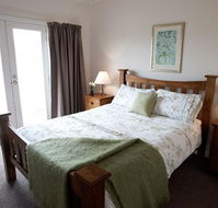 Strath Valley View Bed and Breakfast - Accommodation Perth