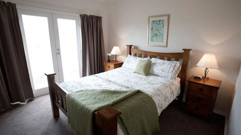 Strath Valley View Bed And Breakfast - Accommodation Perth 0