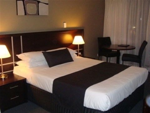 Riverside Hotel South Bank - Accommodation Perth 3