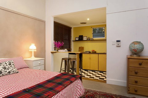 Karbeethong Lodge - Accommodation Perth 2