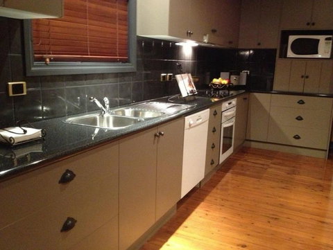 Church House B&B Gundagai - Accommodation Perth 8