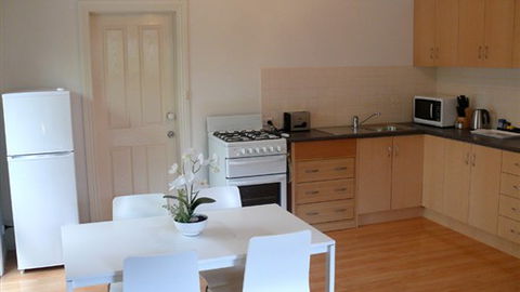 Deanswood Self Contained Accommodation - Accommodation Perth 3