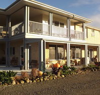 A Fare With Nature  Prom Road Farm - Perth Resorts