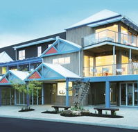 The Island Accommodation - Phillip Island YHA - Accommodation Perth
