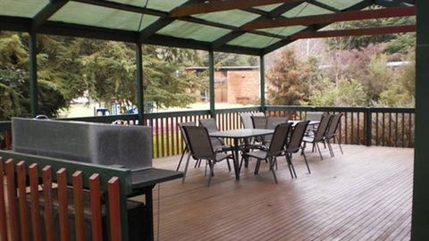 Feathertop Chalet - Accommodation Perth 2