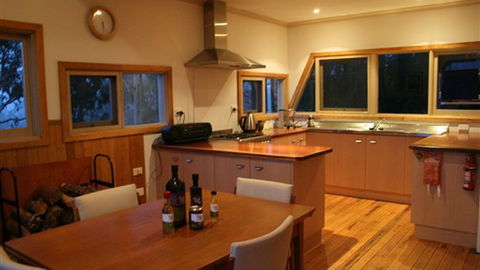 Karoonda Olive Grove Retreat At Mt Buffalo Olives - Accommodation Perth 5