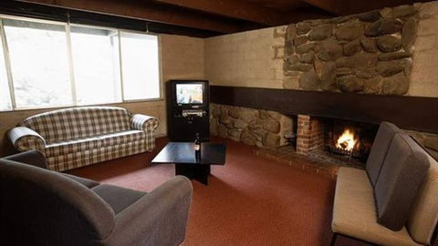 Mountain View Retreat - Accommodation Perth 2