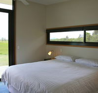 Just Inside The Gate - Perth Resorts