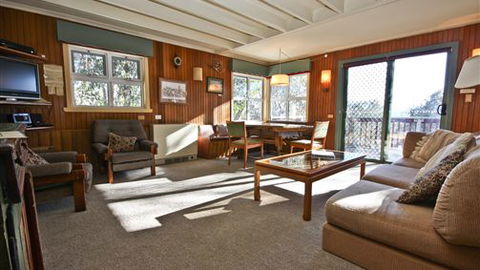 Red Onion Ski Chalet - Perth Resorts 0