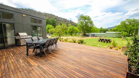 The BASE Luxury Villas - Accommodation Perth 4