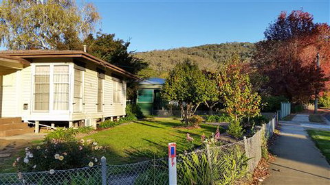 Lakeside Vista Holiday House - Accommodation Perth 4