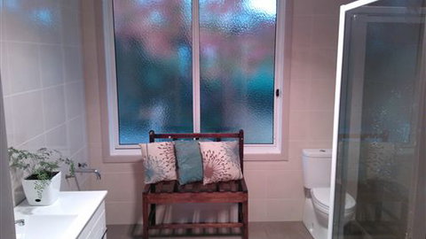 Lakeside Vista Holiday House - Accommodation Perth 6